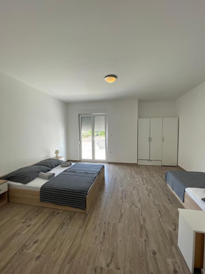 A&A Apartments By The Sea Trogir Ngoại thất bức ảnh