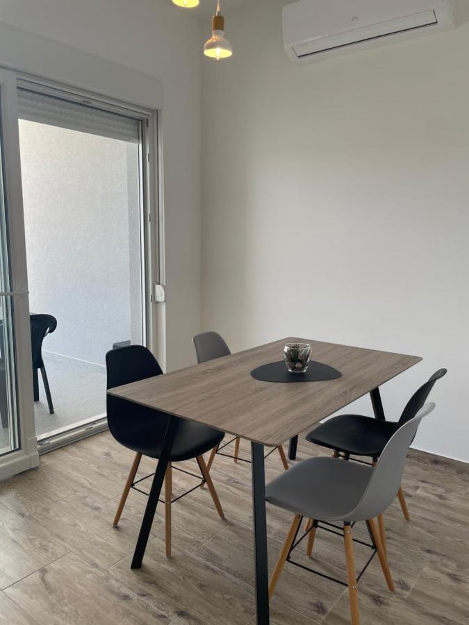 A&A Apartments By The Sea Trogir Ngoại thất bức ảnh