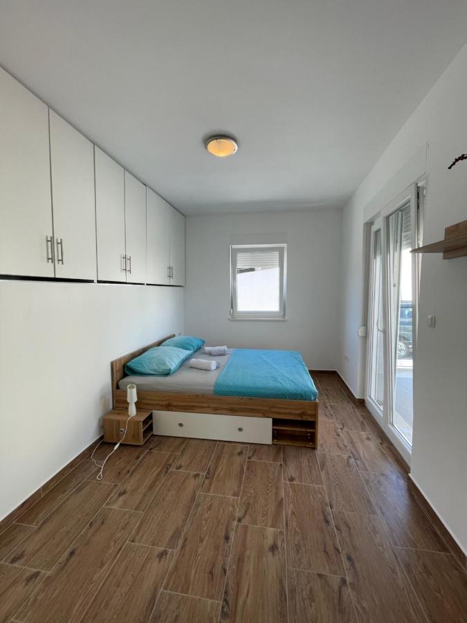 A&A Apartments By The Sea Trogir Ngoại thất bức ảnh