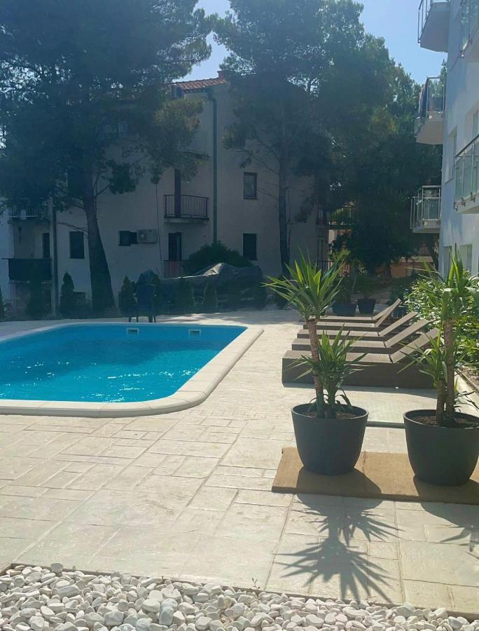 A&A Apartments By The Sea Trogir Ngoại thất bức ảnh