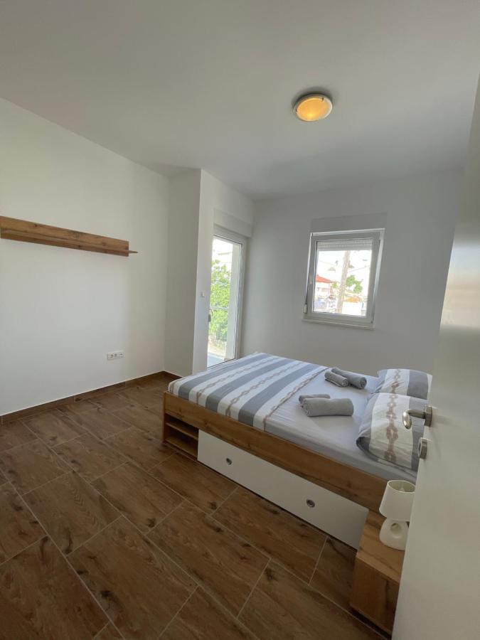 A&A Apartments By The Sea Trogir Ngoại thất bức ảnh