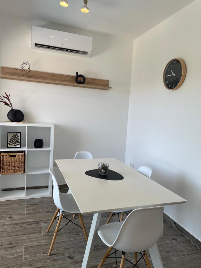 A&A Apartments By The Sea Trogir Ngoại thất bức ảnh