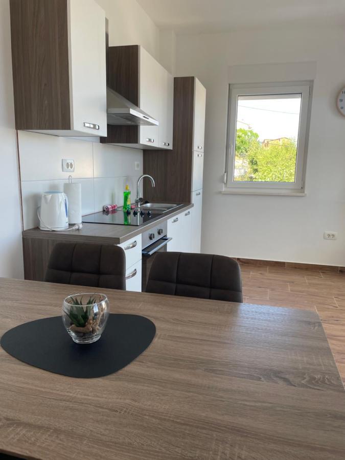 A&A Apartments By The Sea Trogir Ngoại thất bức ảnh