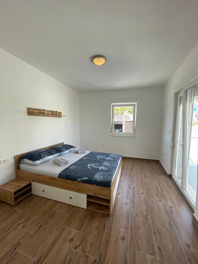 A&A Apartments By The Sea Trogir Ngoại thất bức ảnh