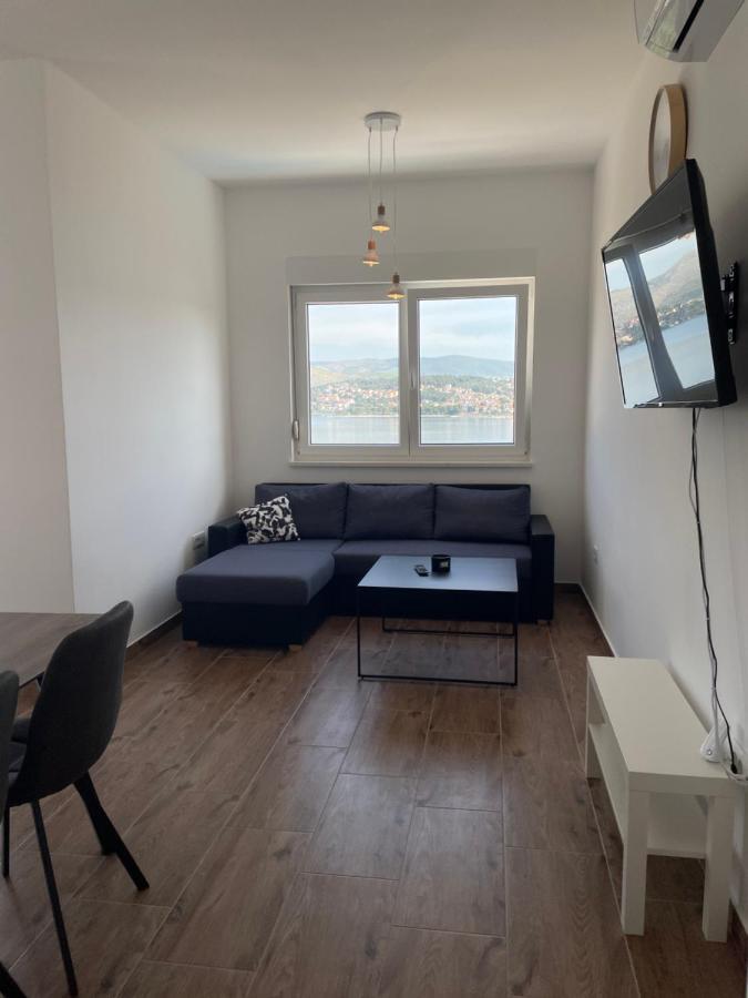 A&A Apartments By The Sea Trogir Ngoại thất bức ảnh