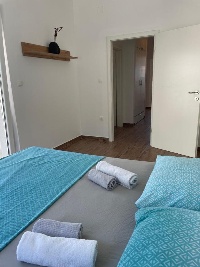 A&A Apartments By The Sea Trogir Ngoại thất bức ảnh
