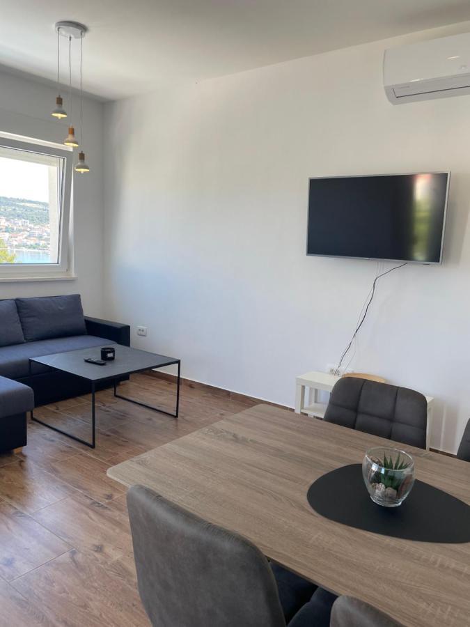 A&A Apartments By The Sea Trogir Ngoại thất bức ảnh