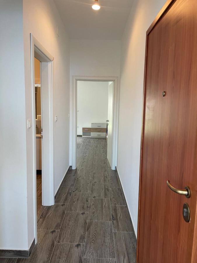 A&A Apartments By The Sea Trogir Ngoại thất bức ảnh